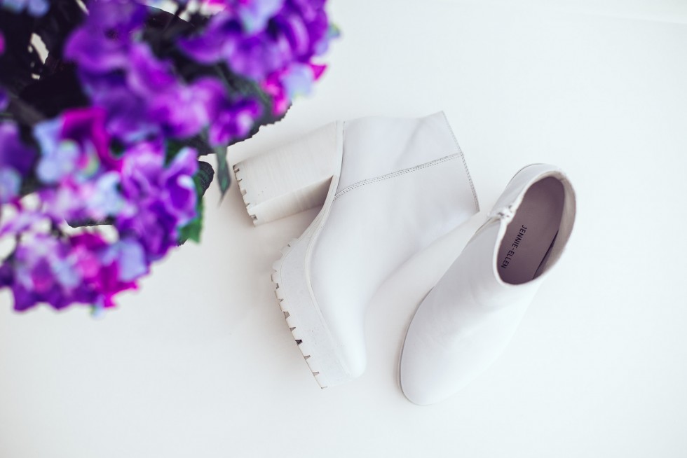 janni-deler-white-shoes-jenniellenDSC_8868