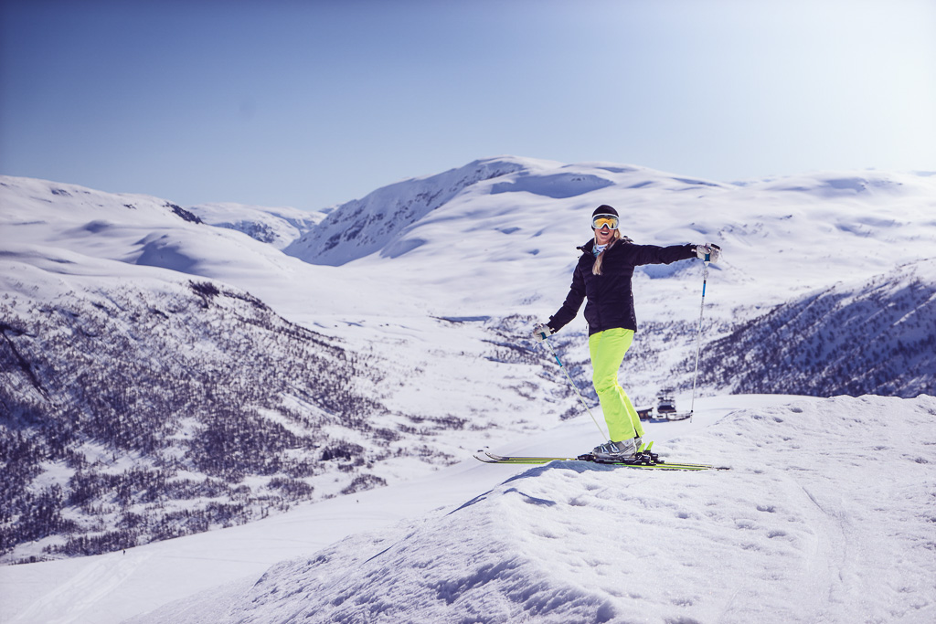 janni-deler-myrkdalen-skiingnamnlöst-3