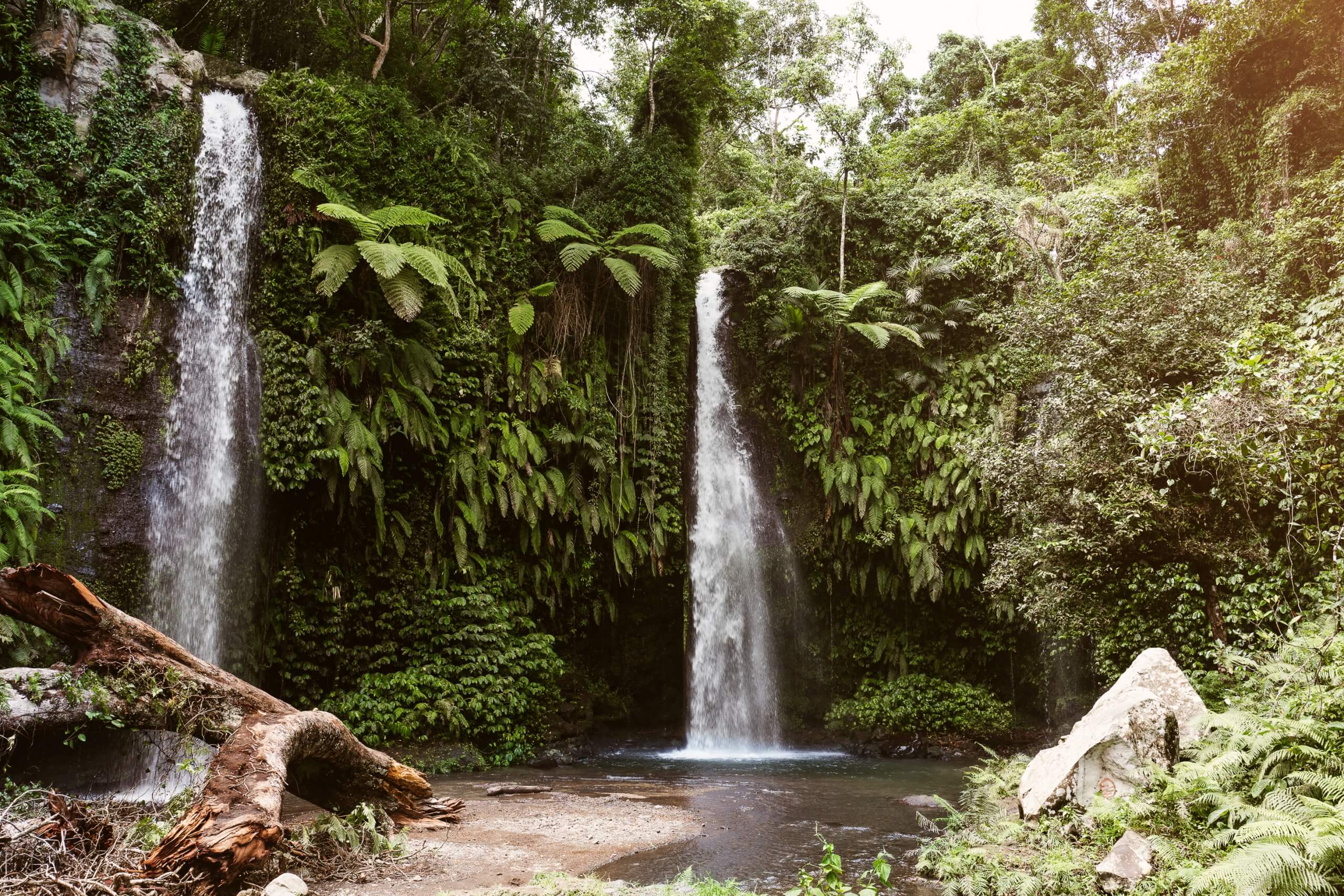 janni-deler-waterfall-lombok-7-of-7
