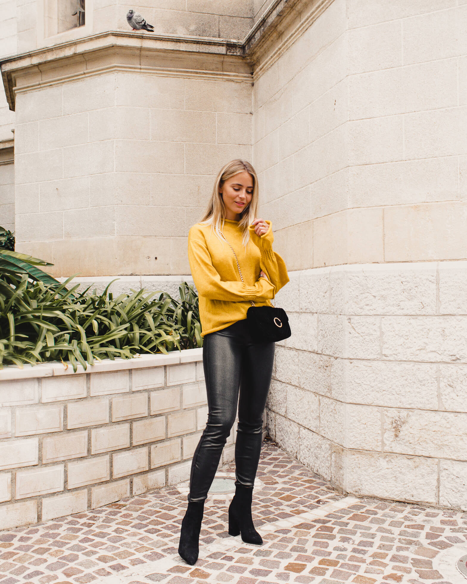Janni Delér » KNITS AND LEATHER